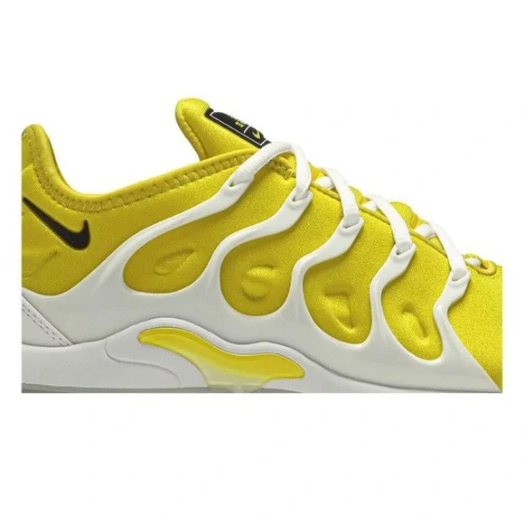 Nike Air VaporMax Plus in Vibrant Yellow and White - Picture 4 of 11